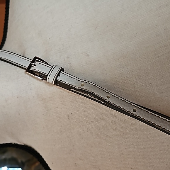 Tignanello Leather Satchel/Crossbody - Picture 7 of 10